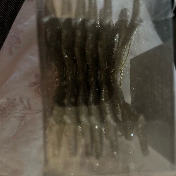 Rachel Zoe Gold Glitter Bow 4” Christmas Tree Ornaments Set of 6 NEW IN BOX - Picture 8 of 8